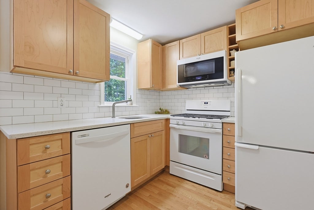 71 Carpenter Rd, Walpole, MA, 71 Carpenter Rd, Walpole, MA Photo #15