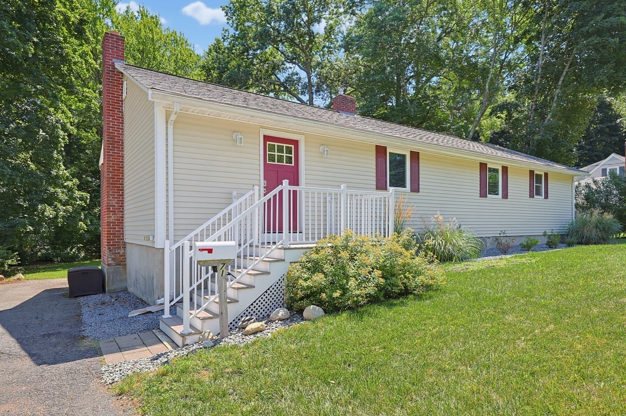 71 Carpenter Rd