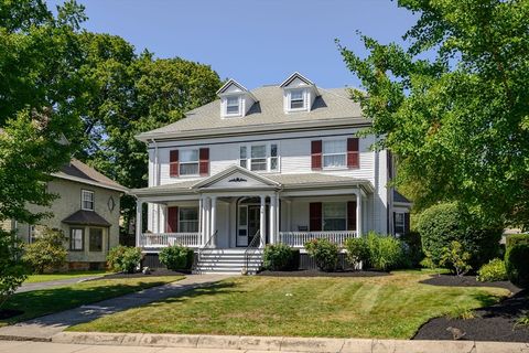 16 Beaumont St Boston MA 02124