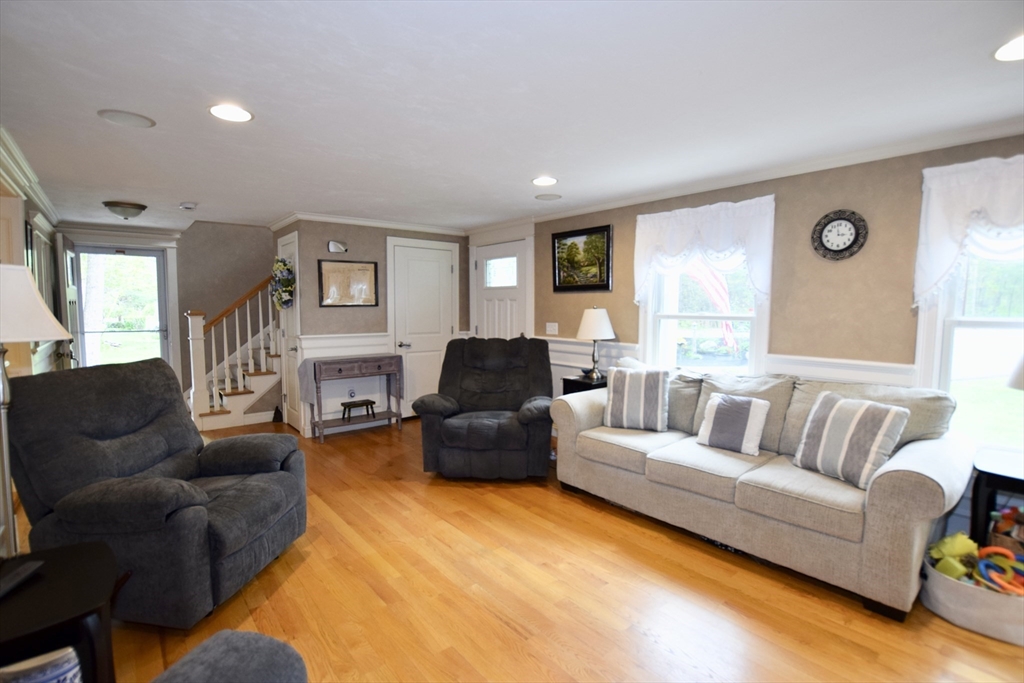 267 Oak St, Halifax, MA, 267 Oak St, Halifax, MA Photo #11