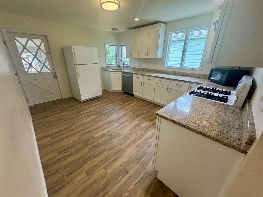 45 Woods Ave #45, Somerville, MA, 45 Woods Ave #45, Somerville, MA Photo #3