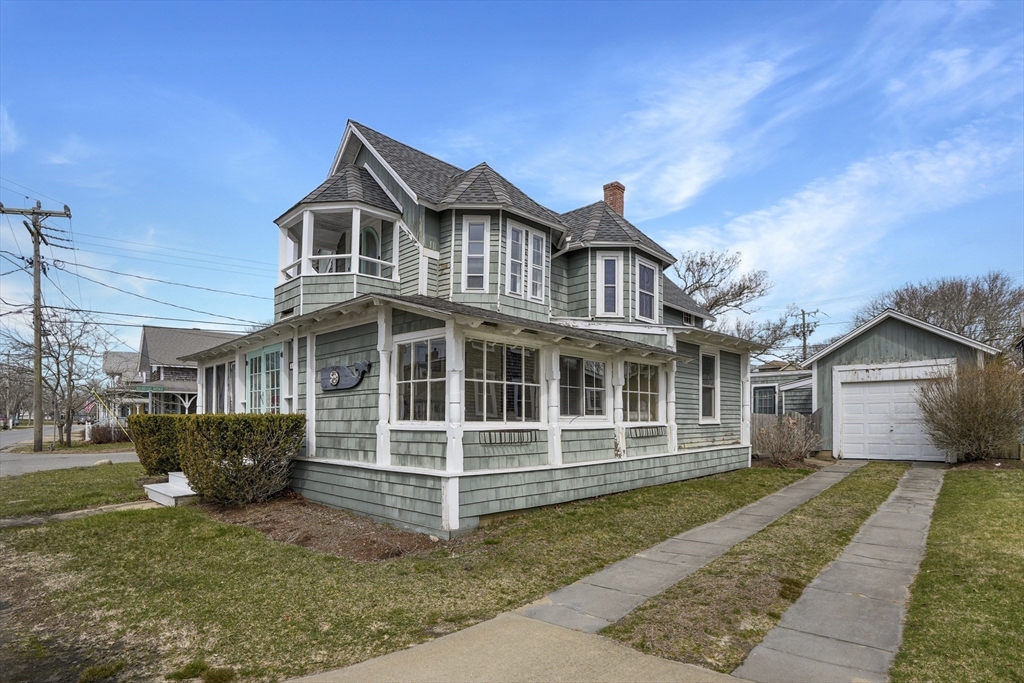 35 Tuckernuck Ave
