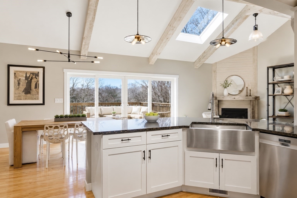 14R Orchard ST, Blackstone, MA Photo #8