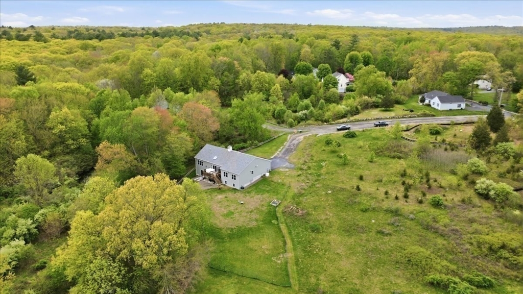 14R Orchard ST, Blackstone, MA Photo #31