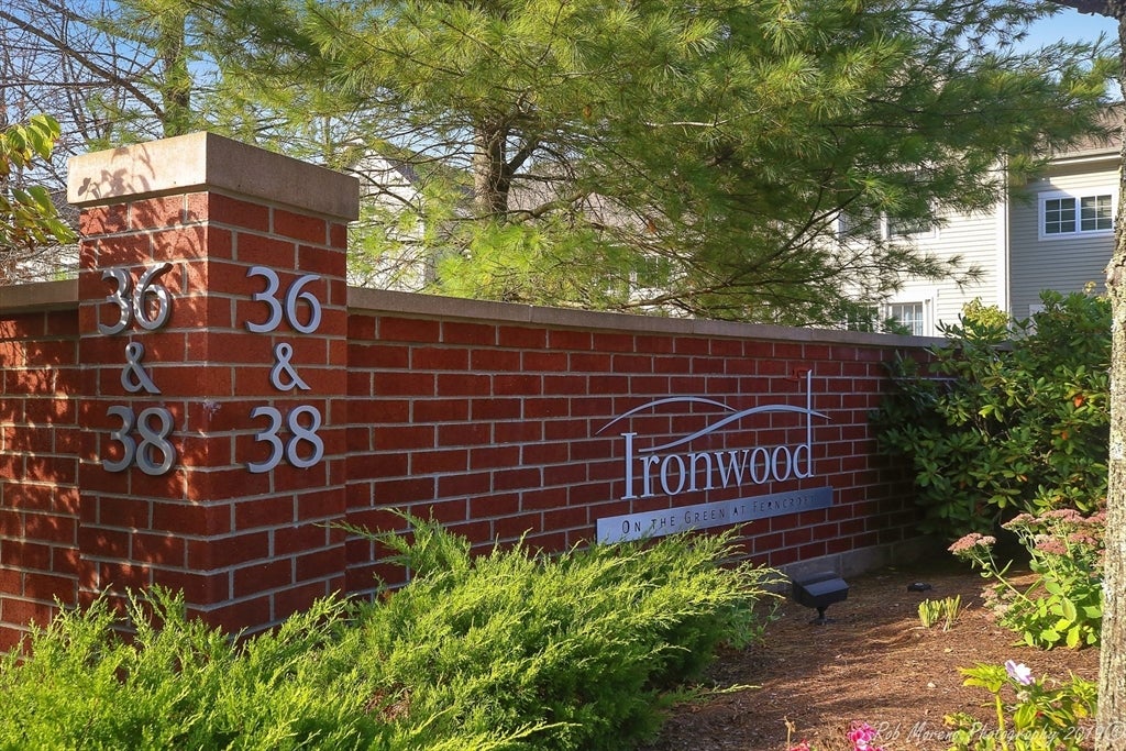 38 Village Road #614
