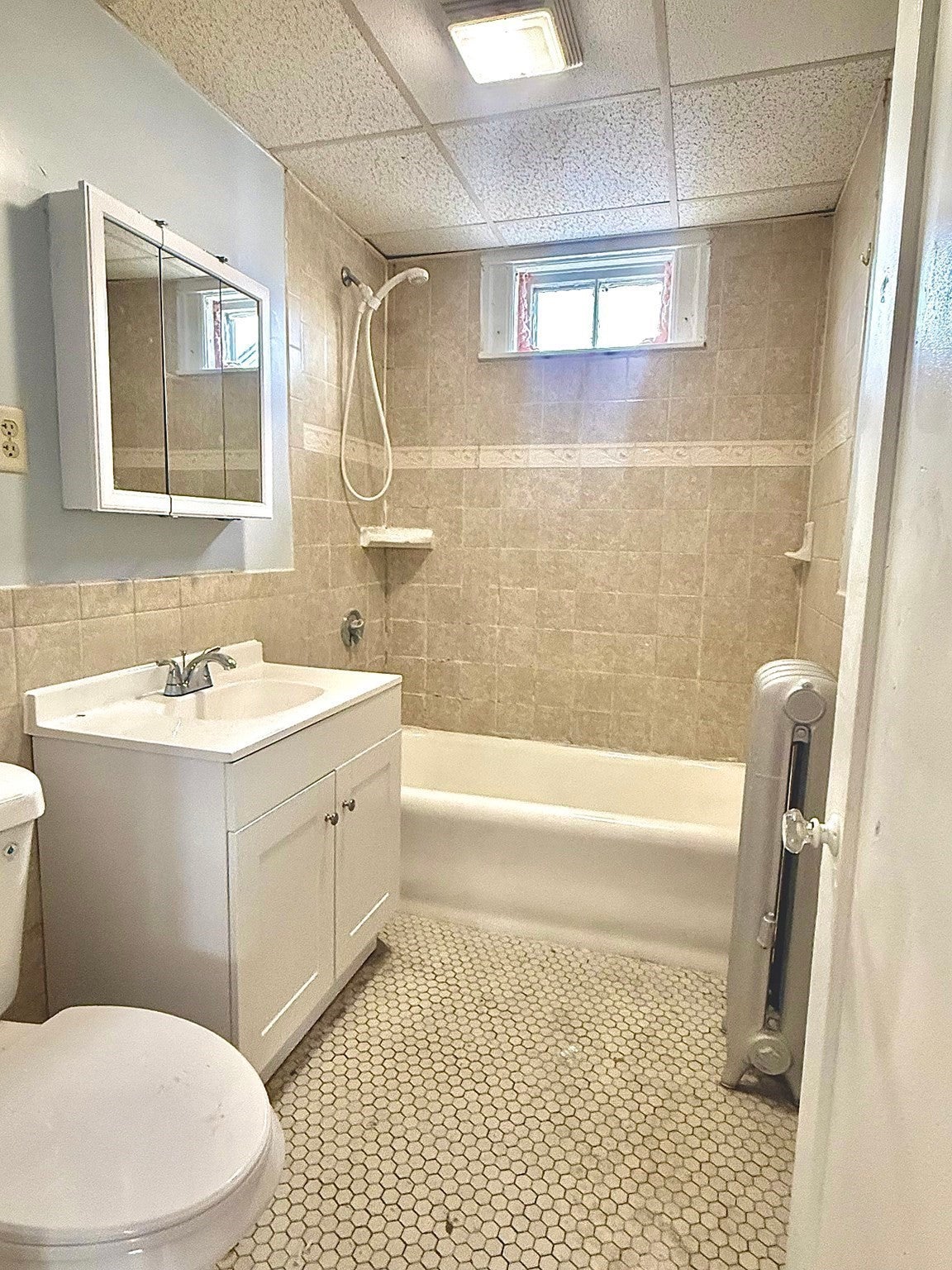 32 Catharine Street, Worcester, MA, 32 Catharine Street, Worcester, MA Photo #22