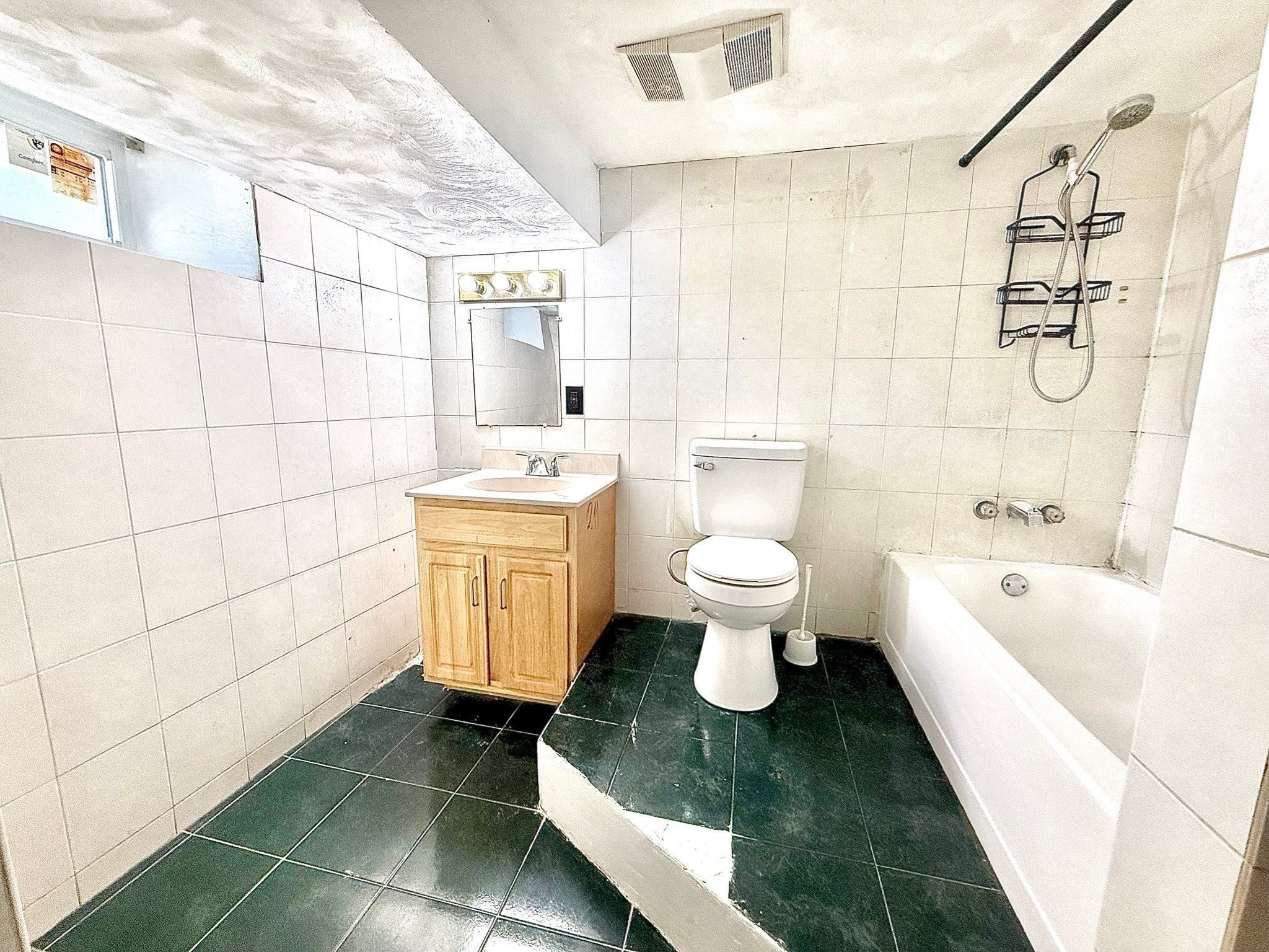 32 Catharine Street, Worcester, MA, 32 Catharine Street, Worcester, MA Photo #33
