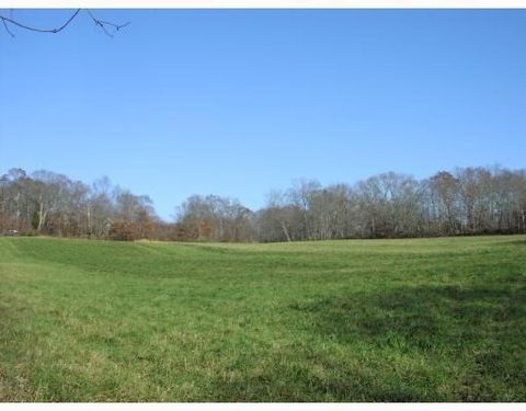 536-R Highland Rd Tiverton RI 02878
