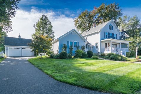 Photo of 13 Park Place, East Longmeadow, MA 01028 (MLS # 73469299)