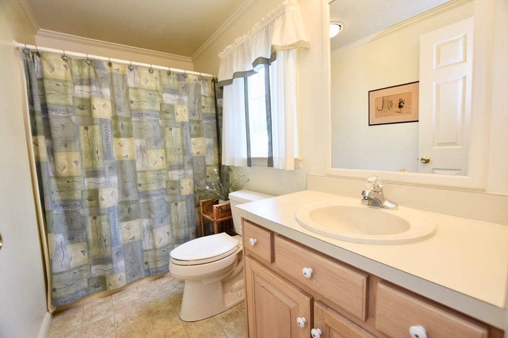 12 Trailwood Dr, Bridgewater, MA, 12 Trailwood Dr, Bridgewater, MA Photo #17