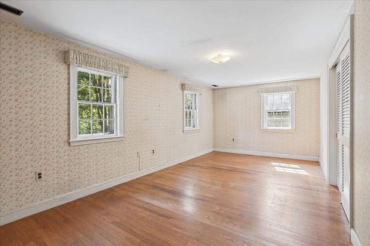 1036 High St, Westwood, MA Photo #26