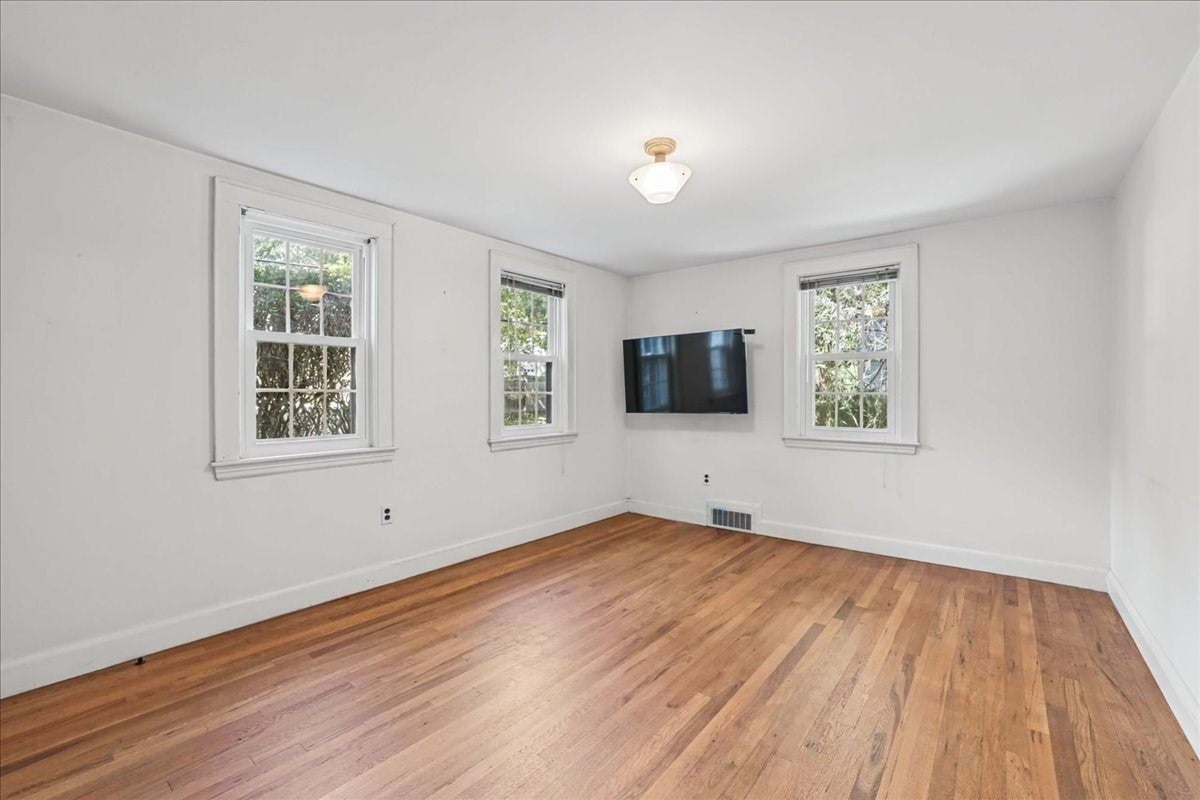 1036 High St, Westwood, MA Photo #21