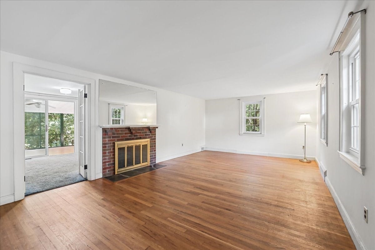 1036 High St, Westwood, MA Photo #8