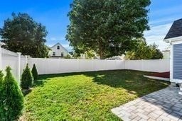 28 Fairview Ave