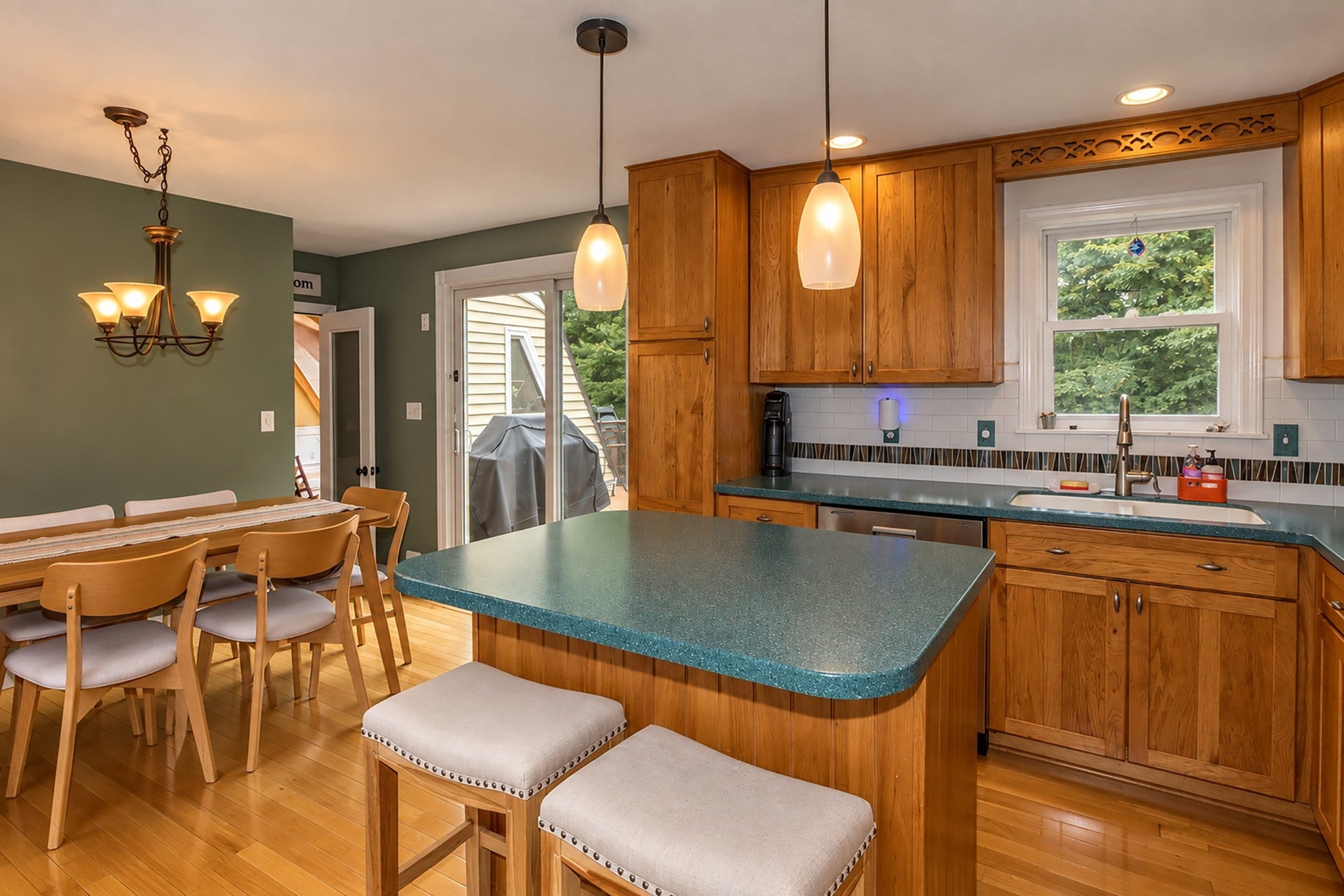 70 Strawberry Hill Rd, Agawam, MA, 70 Strawberry Hill Rd, Agawam, MA Photo #9