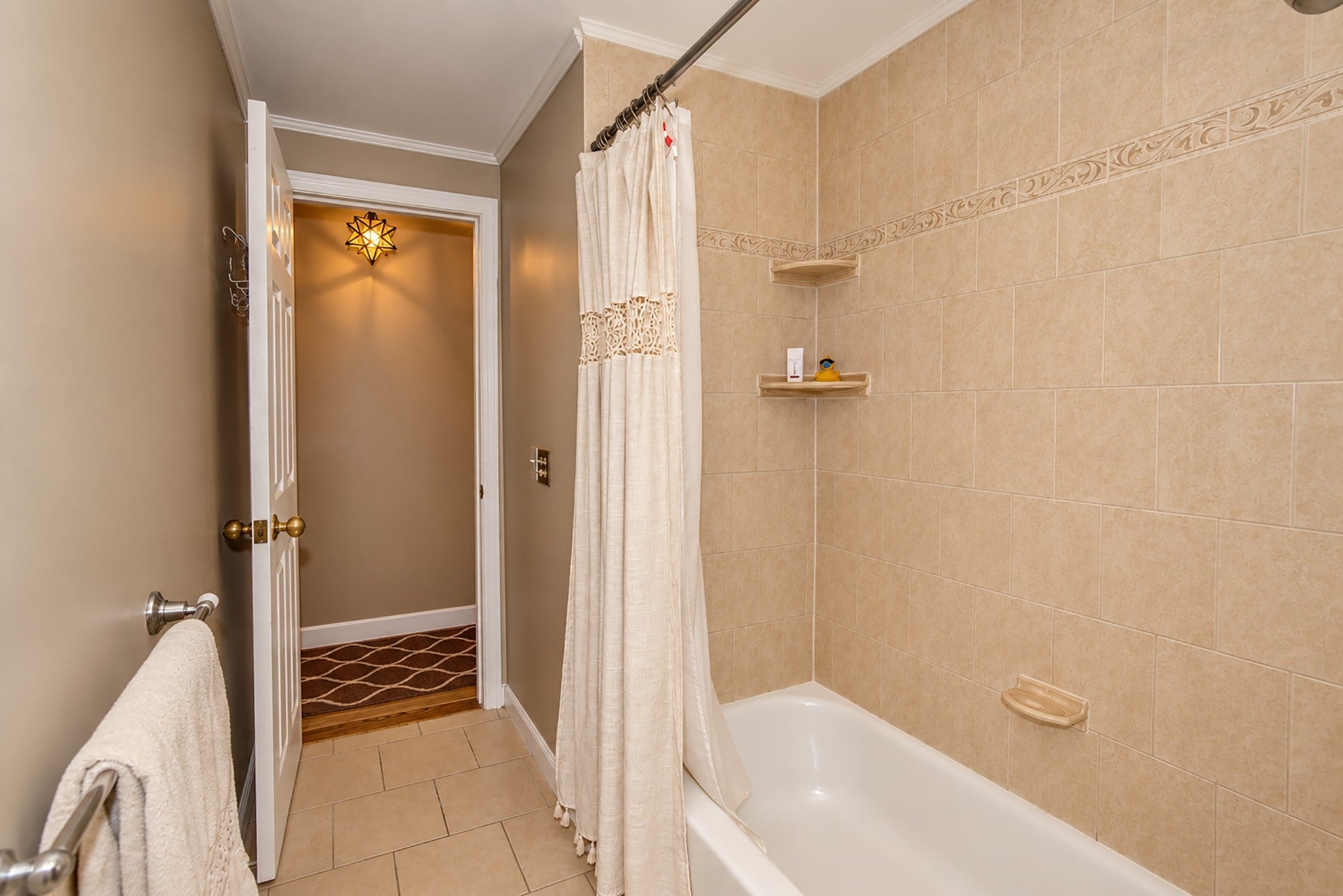 70 Strawberry Hill Rd, Agawam, MA, 70 Strawberry Hill Rd, Agawam, MA Photo #17