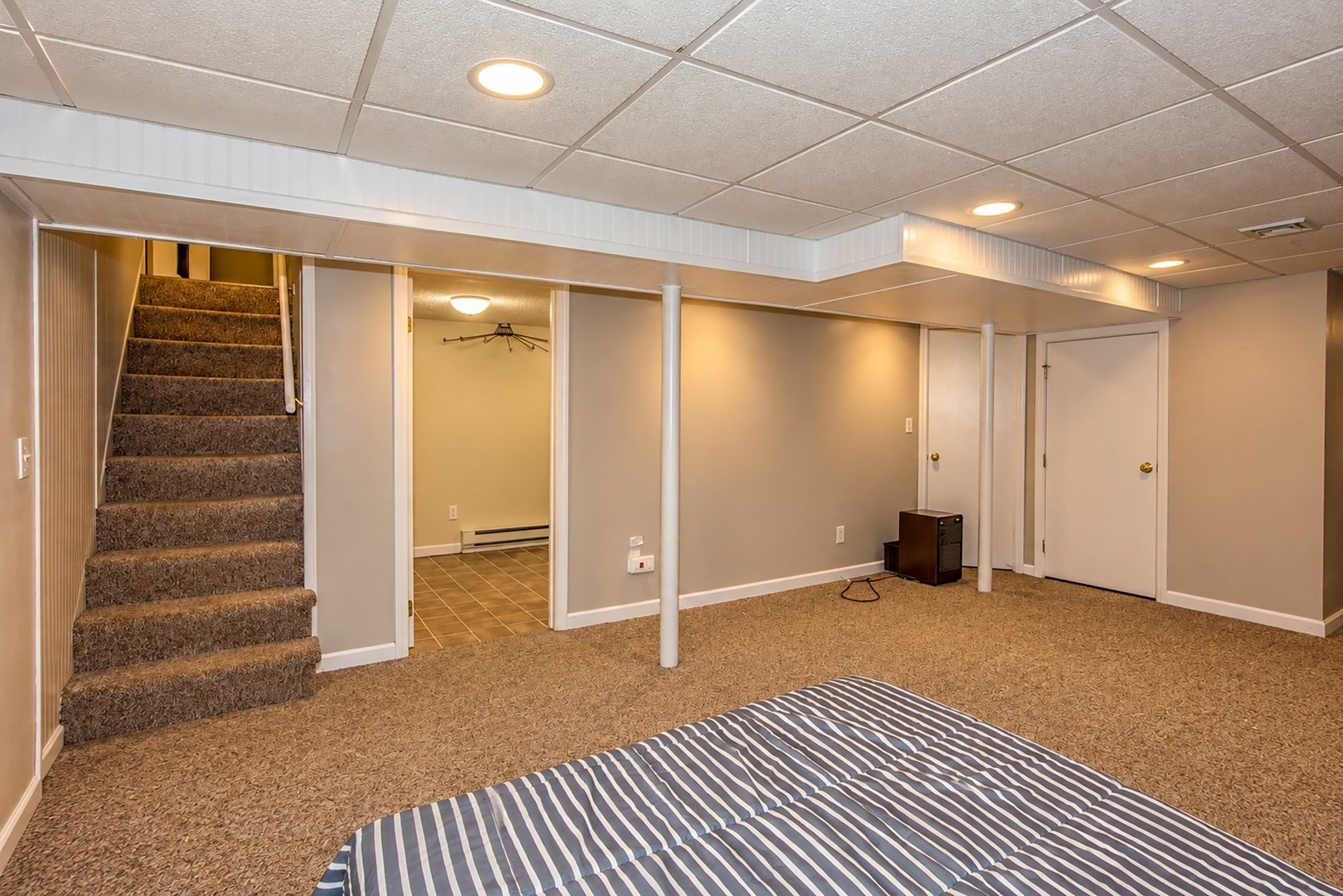 70 Strawberry Hill Rd, Agawam, MA, 70 Strawberry Hill Rd, Agawam, MA Photo #26