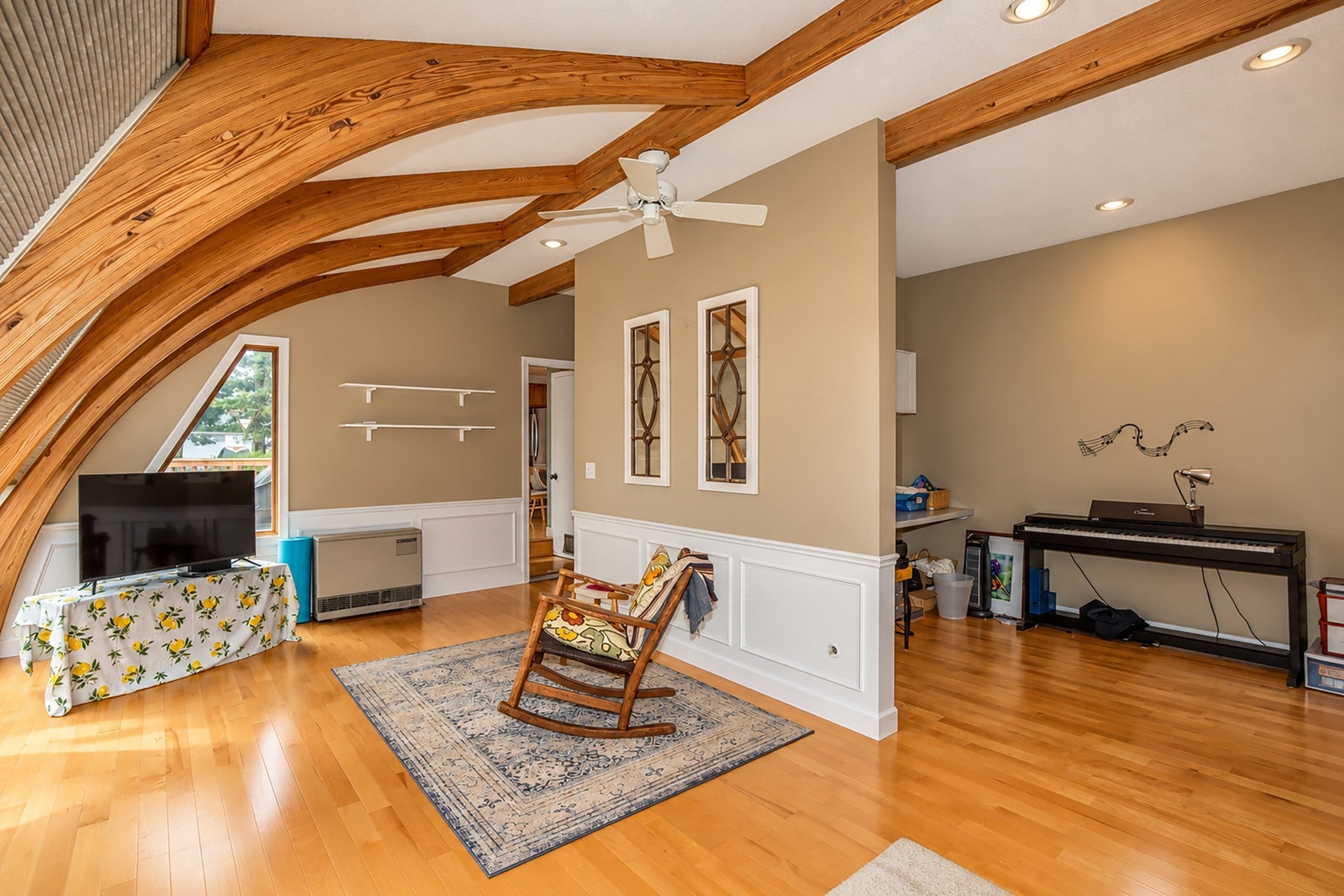 70 Strawberry Hill Rd, Agawam, MA, 70 Strawberry Hill Rd, Agawam, MA Photo #13