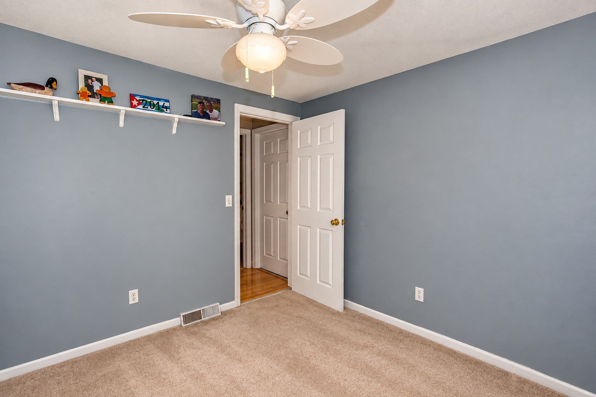 70 Strawberry Hill Rd, Agawam, MA, 70 Strawberry Hill Rd, Agawam, MA Photo #19