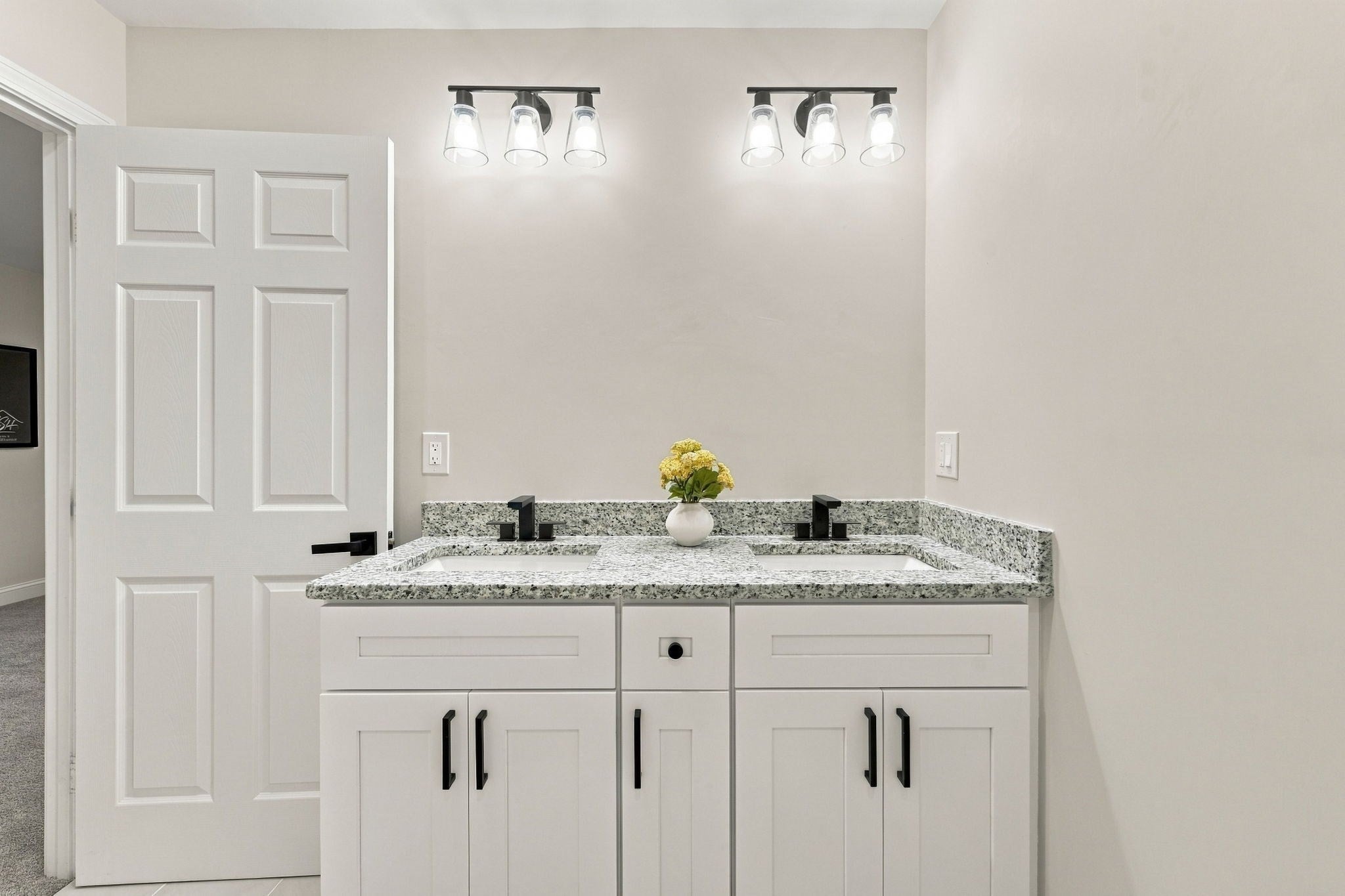 41 Homeward Avenue #D, Uxbridge, MA Photo #26