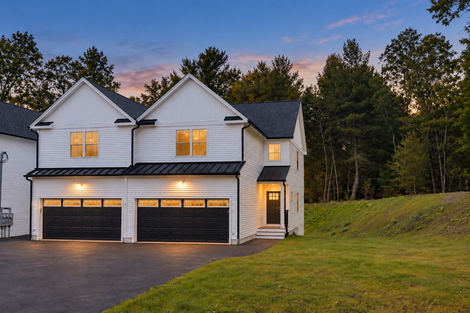 Photo of 41 Homeward Avenue, Uxbridge, MA