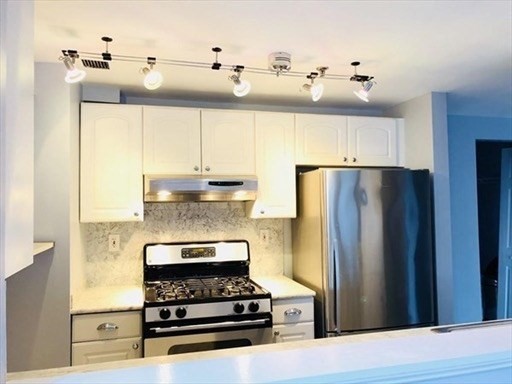 15 N Beacon St #223, Boston, MA Photo #6