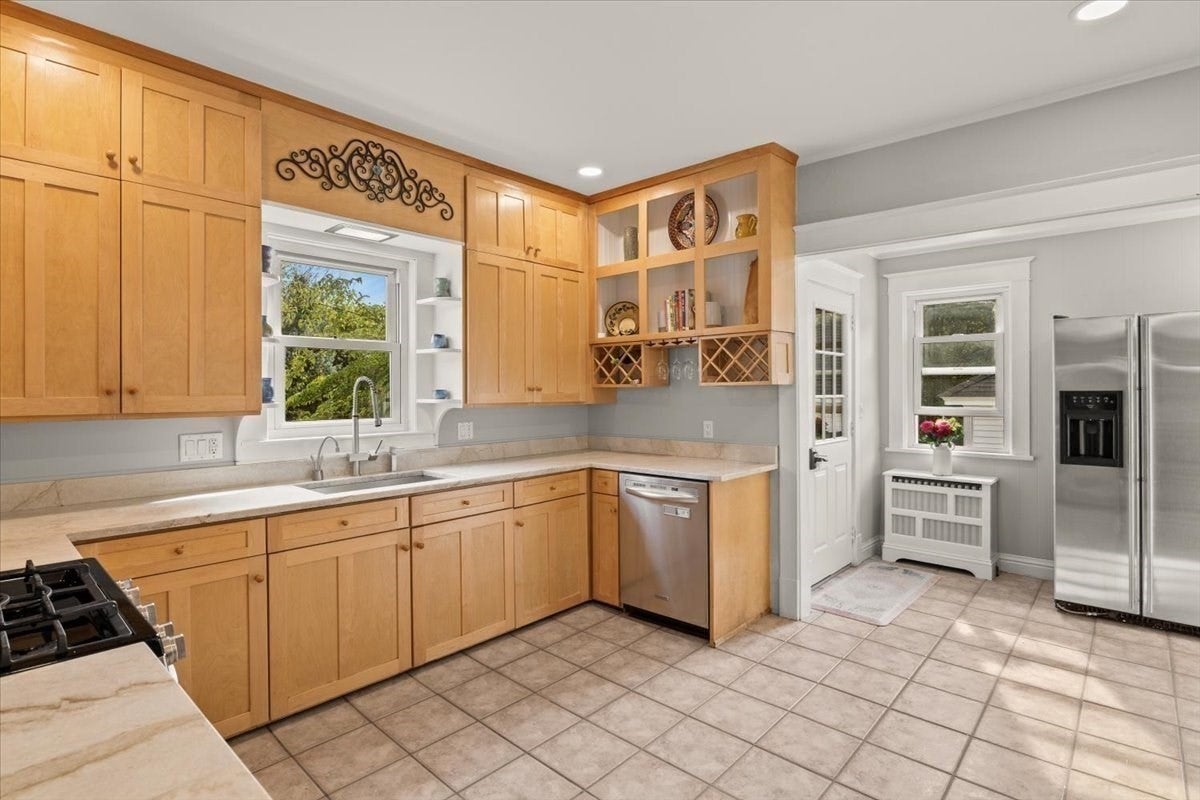 20 Whitney Street, Westborough, MA Photo #10