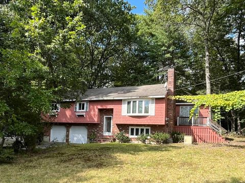 55 Glendale Tyngsborough MA 01879
