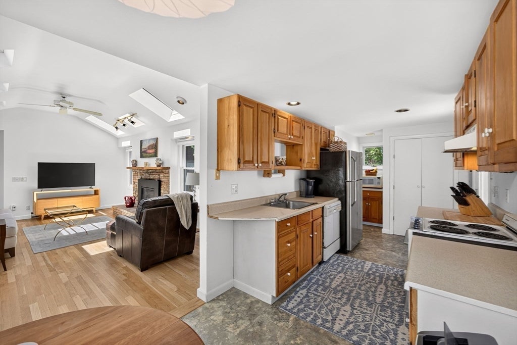 60 Valley Farm Rd, Bourne, MA, 60 Valley Farm Rd, Bourne, MA Photo #11