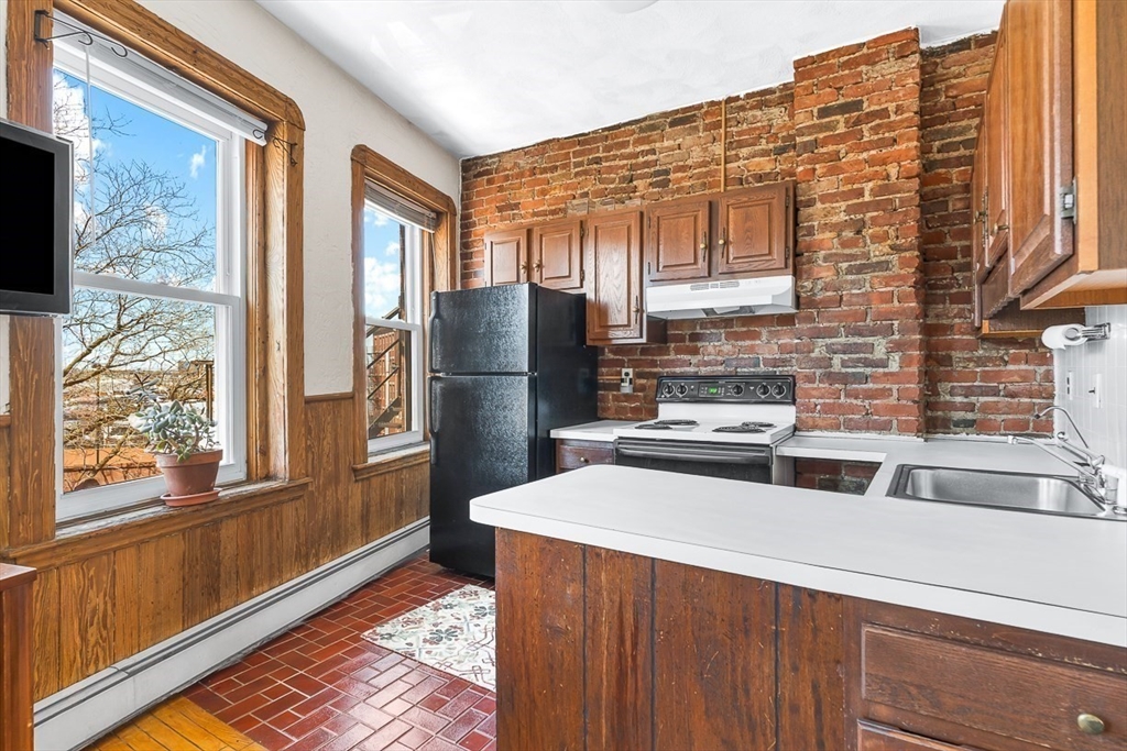 31 Snow Hill St 3