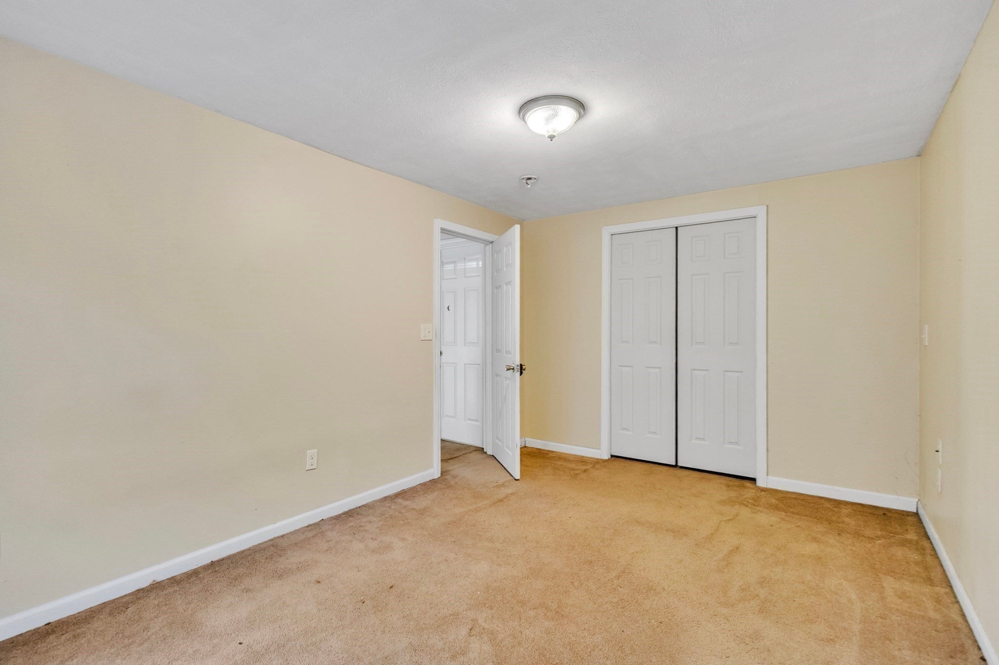162 High St, Fitchburg, MA, 162 High St, Fitchburg, MA Photo #11
