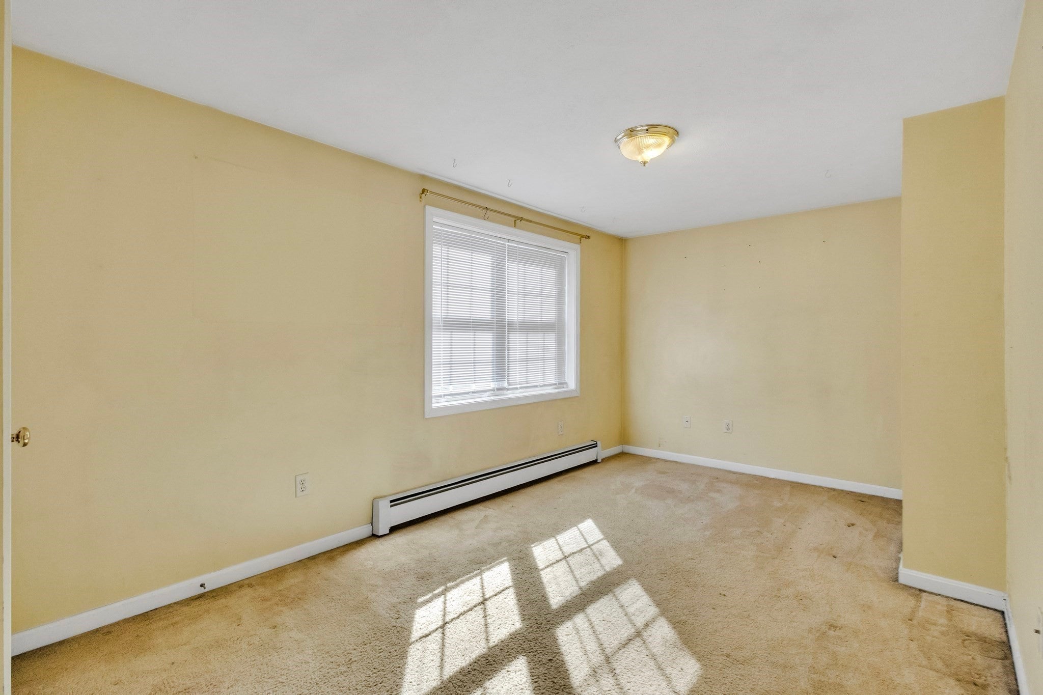 162 High St, Fitchburg, MA, 162 High St, Fitchburg, MA Photo #14
