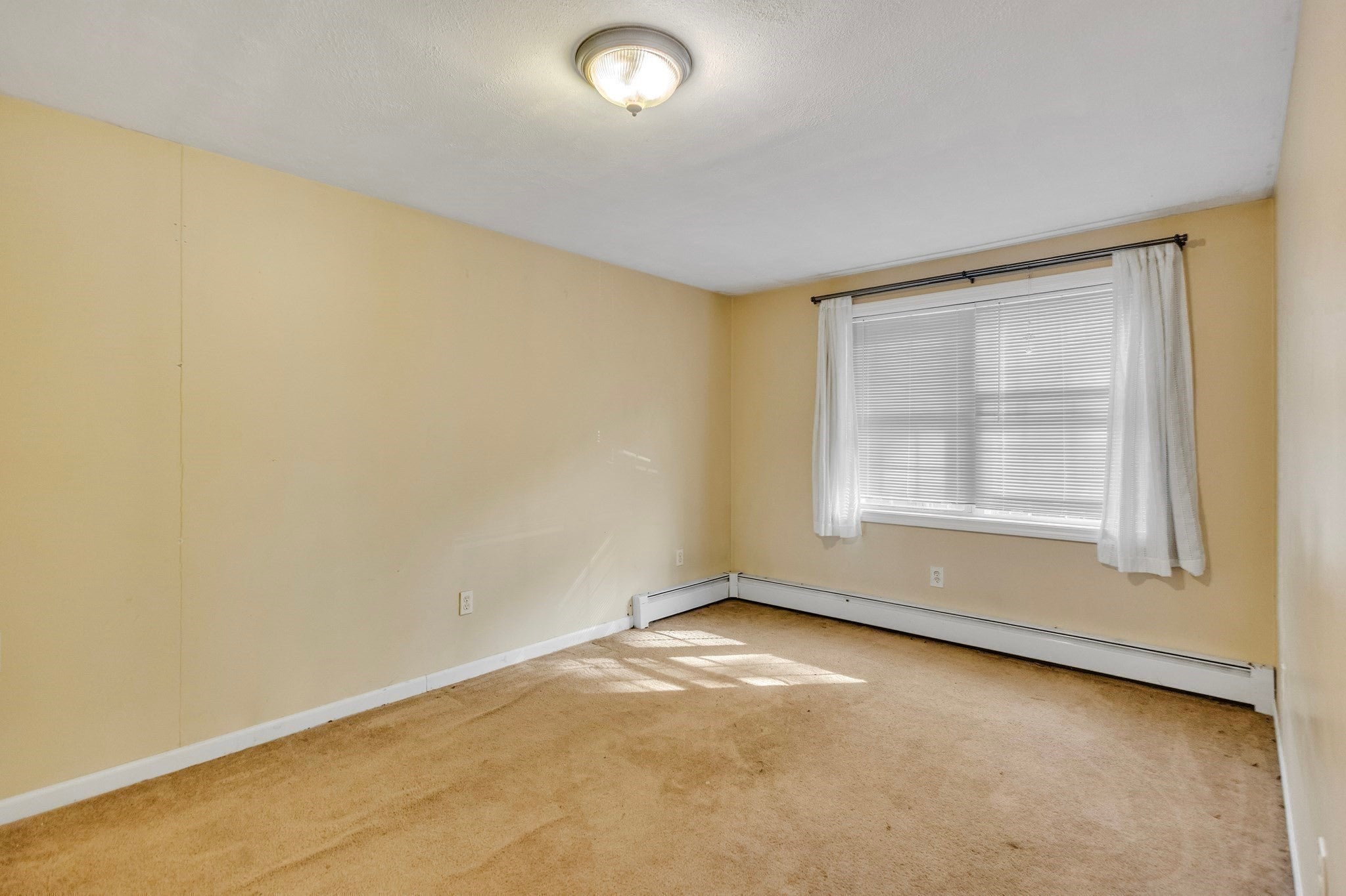 162 High St, Fitchburg, MA, 162 High St, Fitchburg, MA Photo #12