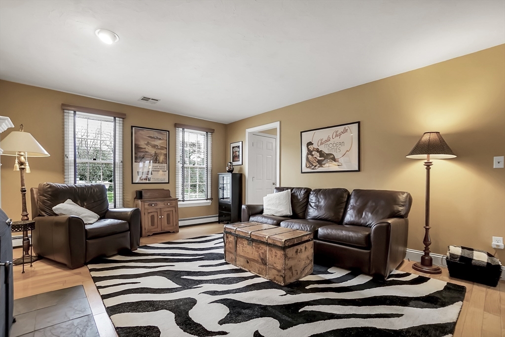 23 Fredric Lane, Mansfield, MA Photo #5