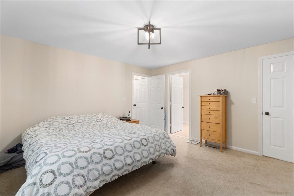 18 Indian Dawn #18, Wayland, MA Photo #19