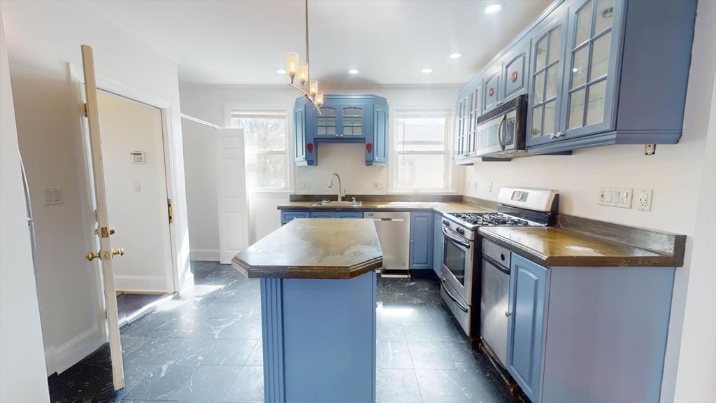200 Hyde Park Ave #3, Boston, MA, 200 Hyde Park Ave #3, Boston, MA Photo #5