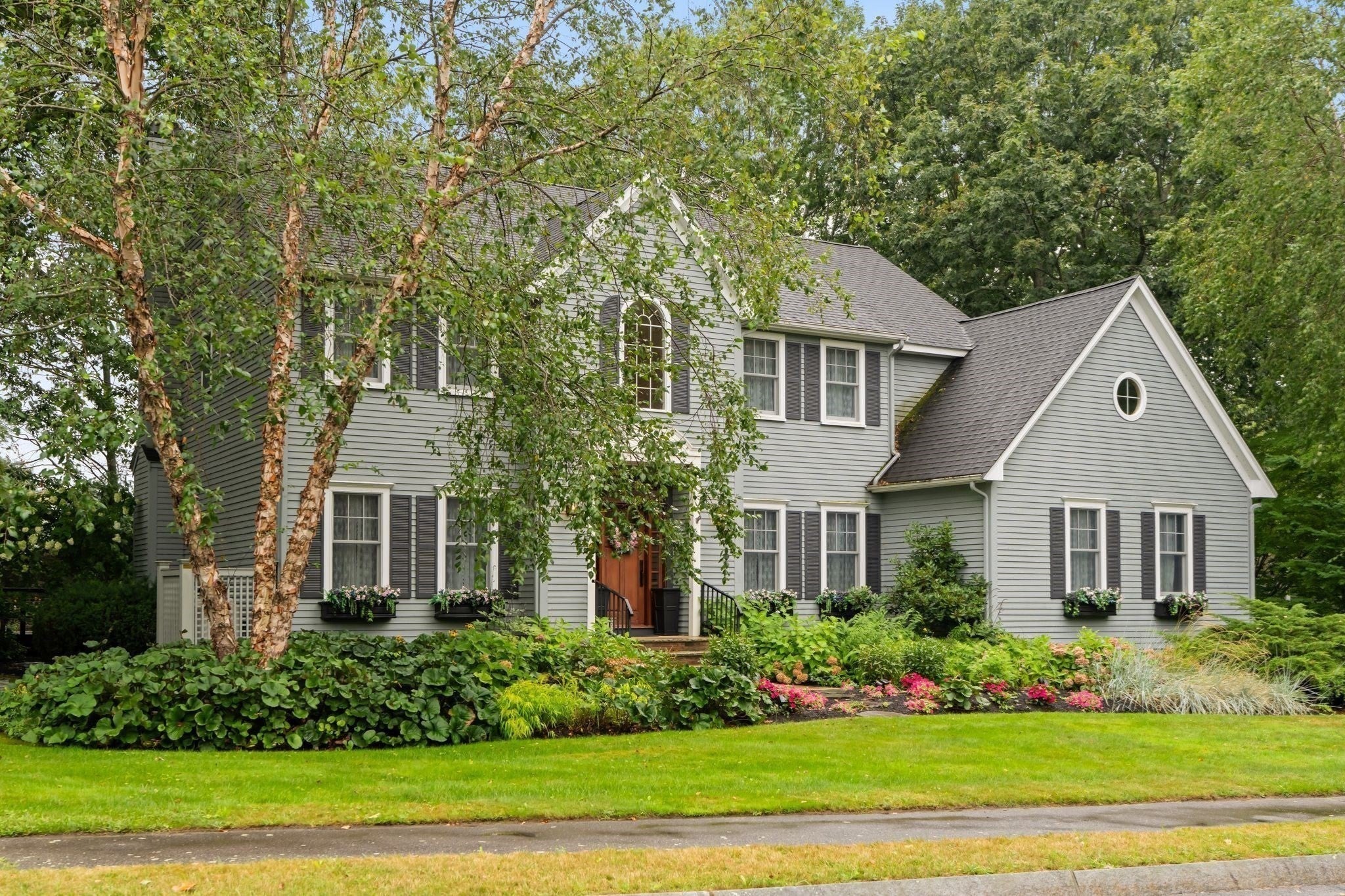 Photo of 10 Holly Lane, Beverly, MA