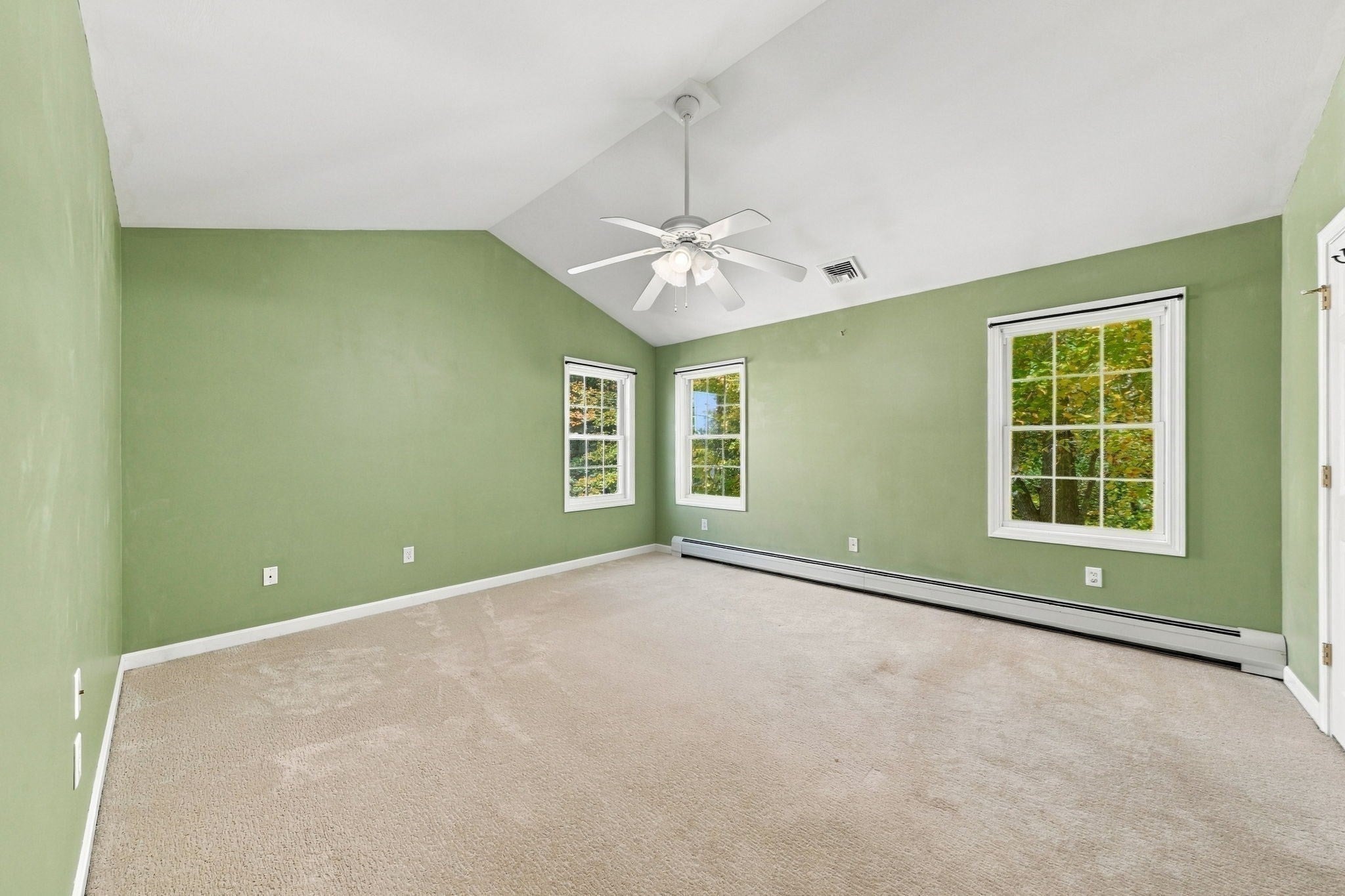 28 Erin Ct, New Bedford, MA Photo #19