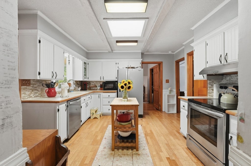 61 Walpole St, Sharon, MA, 61 Walpole St, Sharon, MA Photo #19