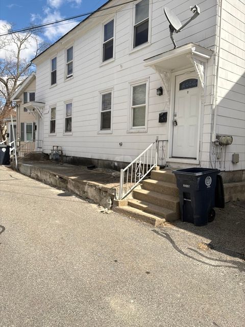 Photo of 7 Morrill St #7, Nashua, NH 03064 (MLS # 73500260)