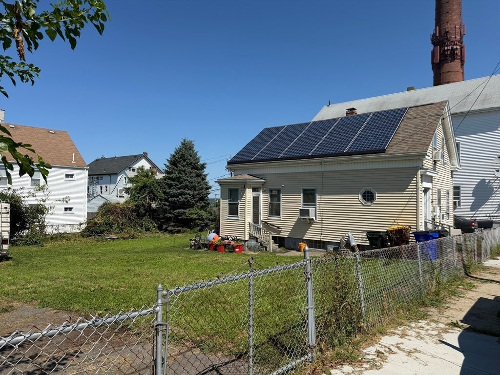 15 Allen St, Fall River, MA Photo #3