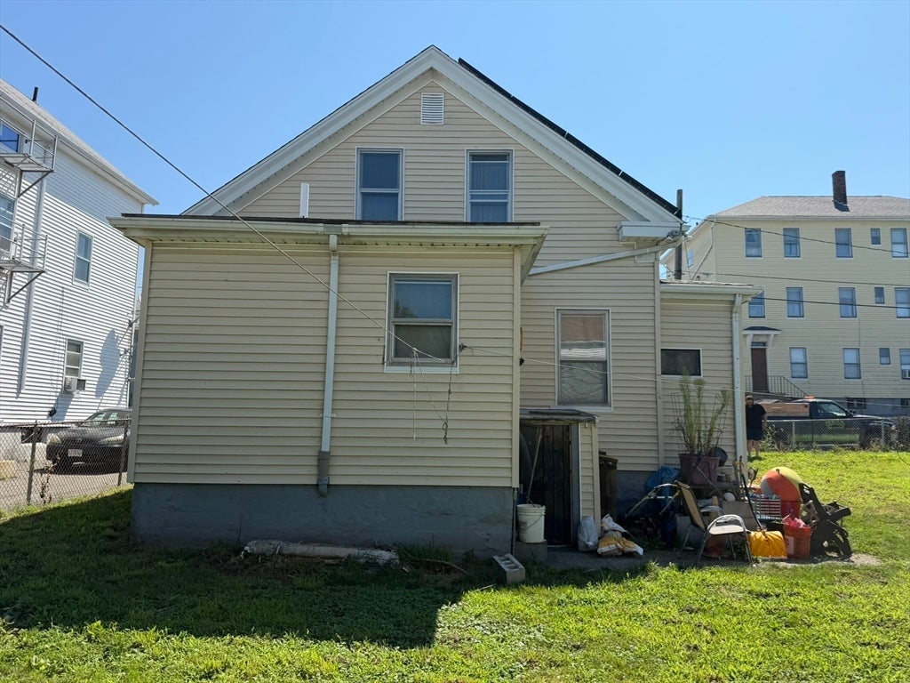 15 Allen St, Fall River, MA Photo #6