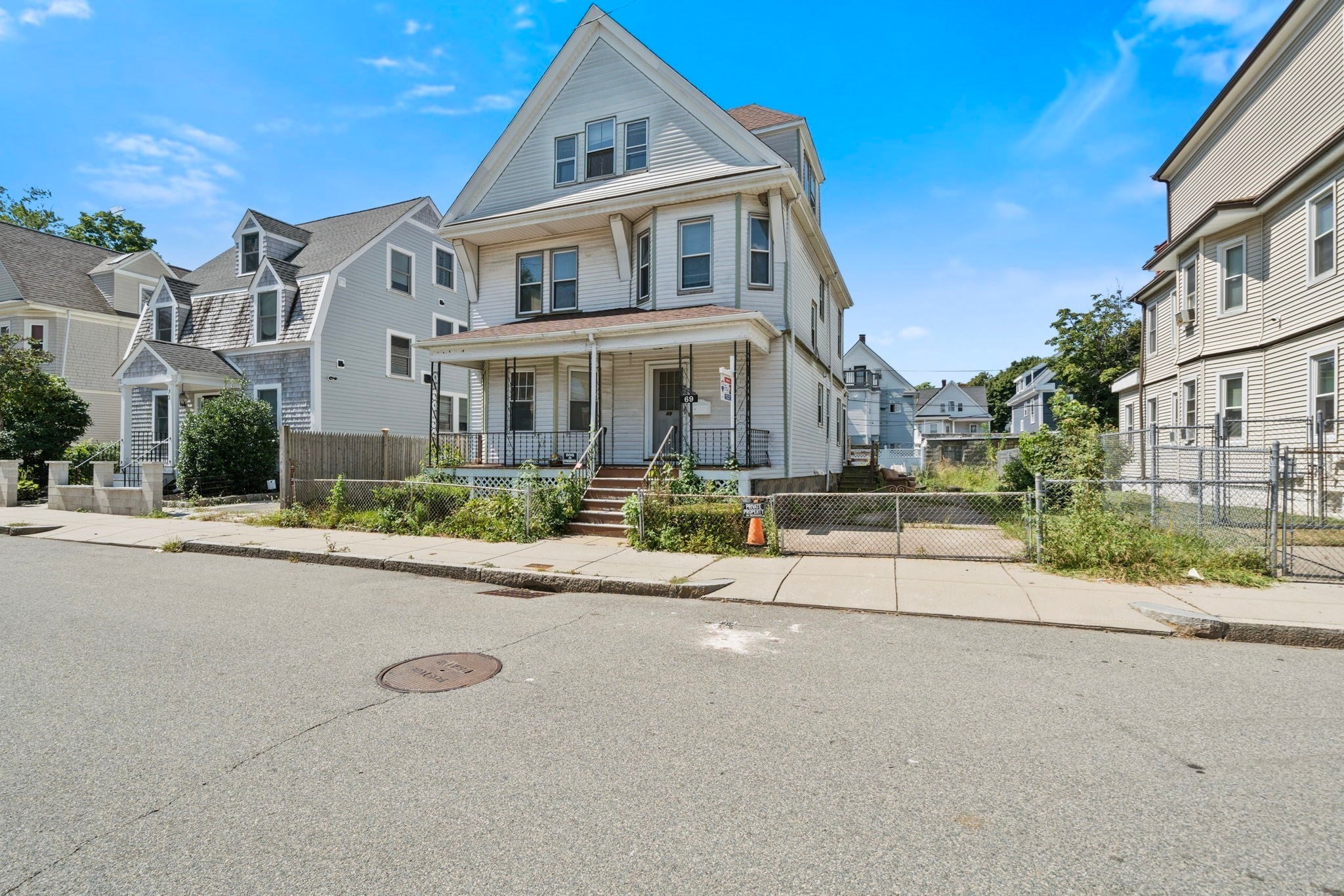 69 Mountain Ave