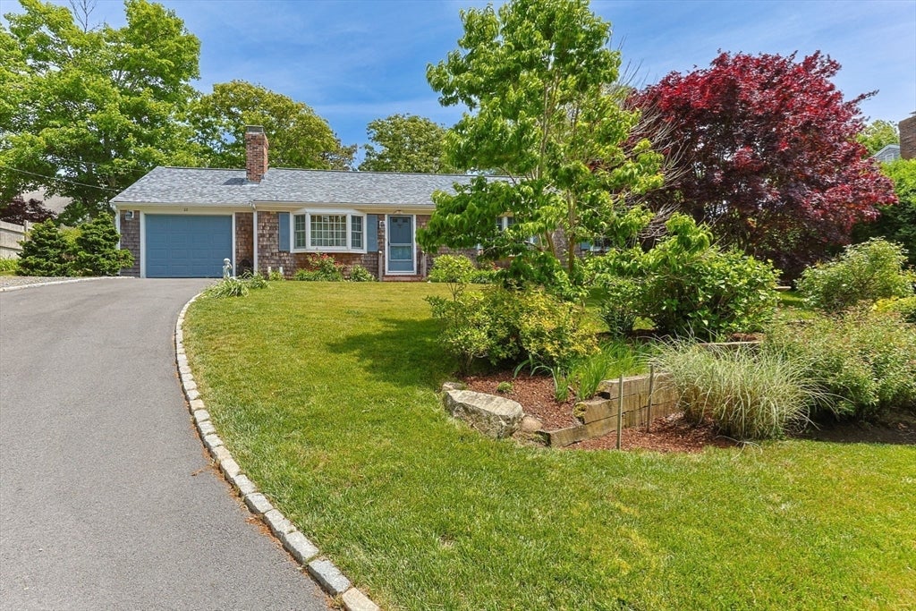 33 Jeanette Rd