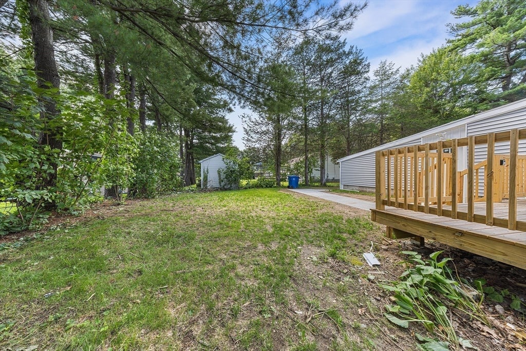 211 Bonnie Brae Dr, West Springfield, MA Photo #32