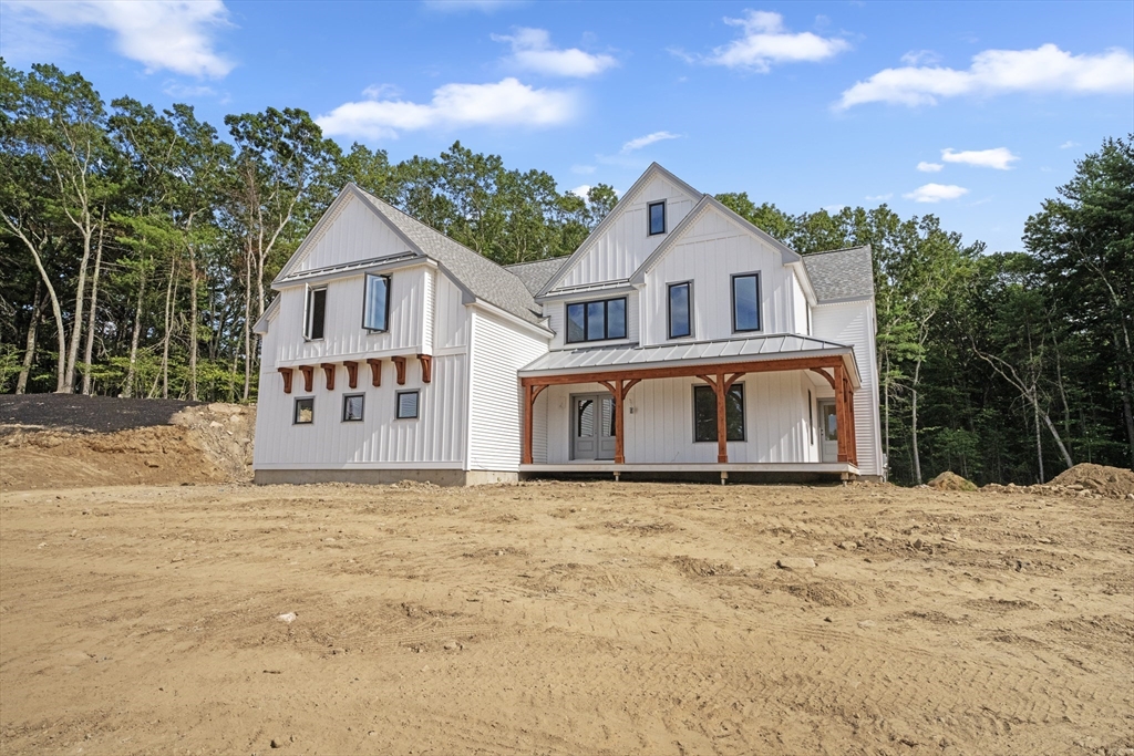 8 Lorenzo Drive