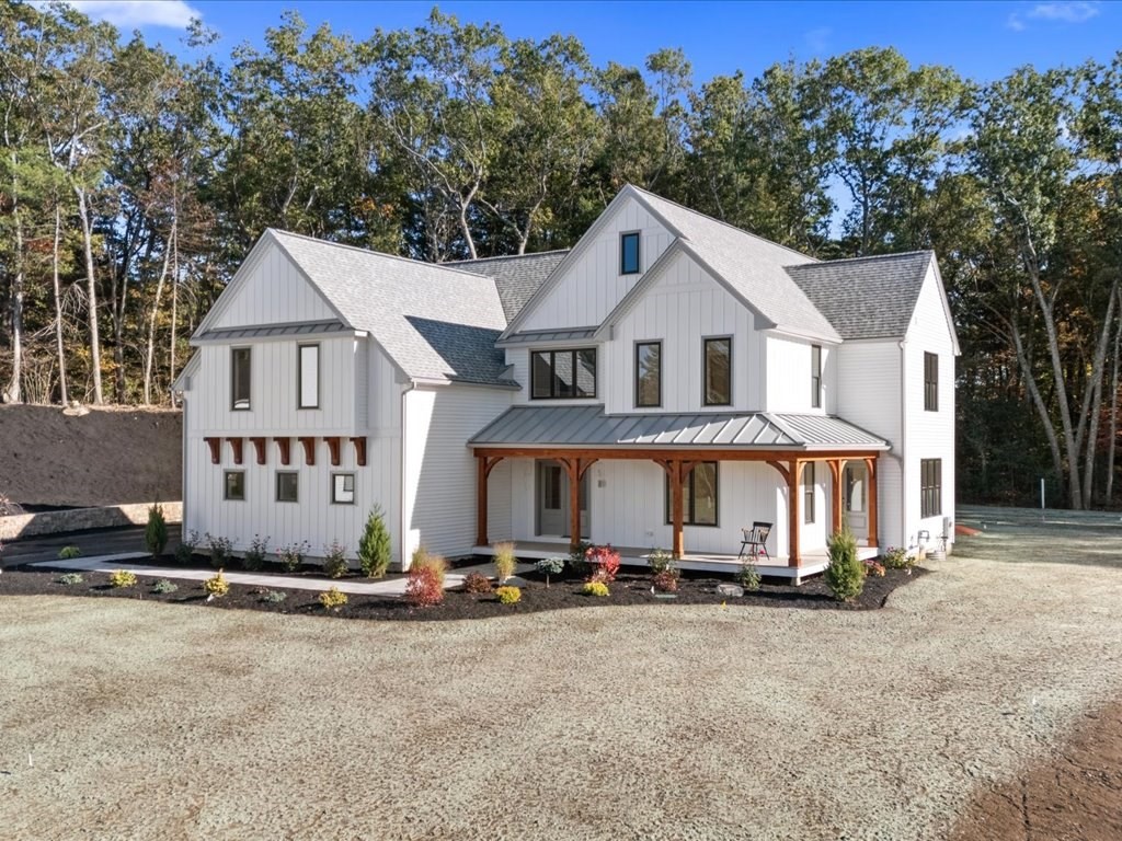 8 Lorenzo Drive