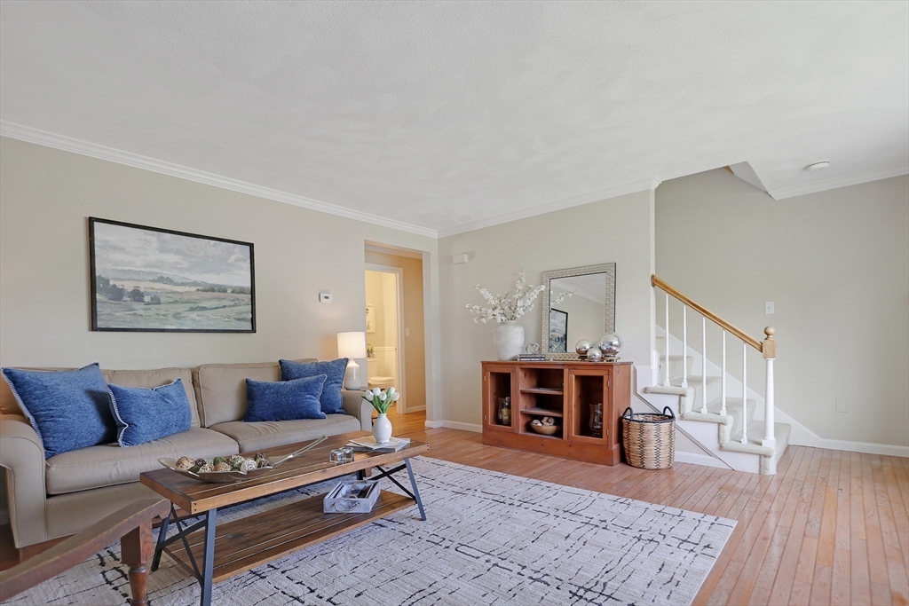 54 Brewster Street 2
