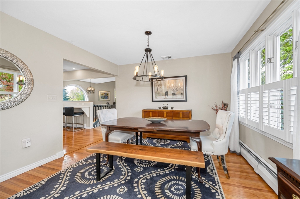 389 Marbleridge Rd, North Andover, MA Photo #5
