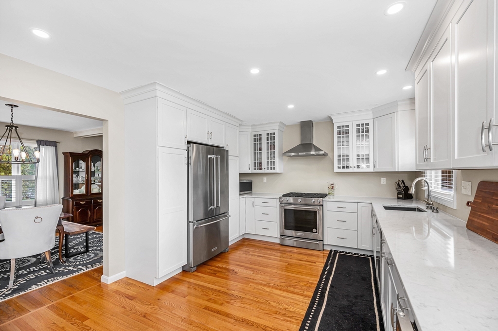 389 Marbleridge Rd, North Andover, MA Photo #10